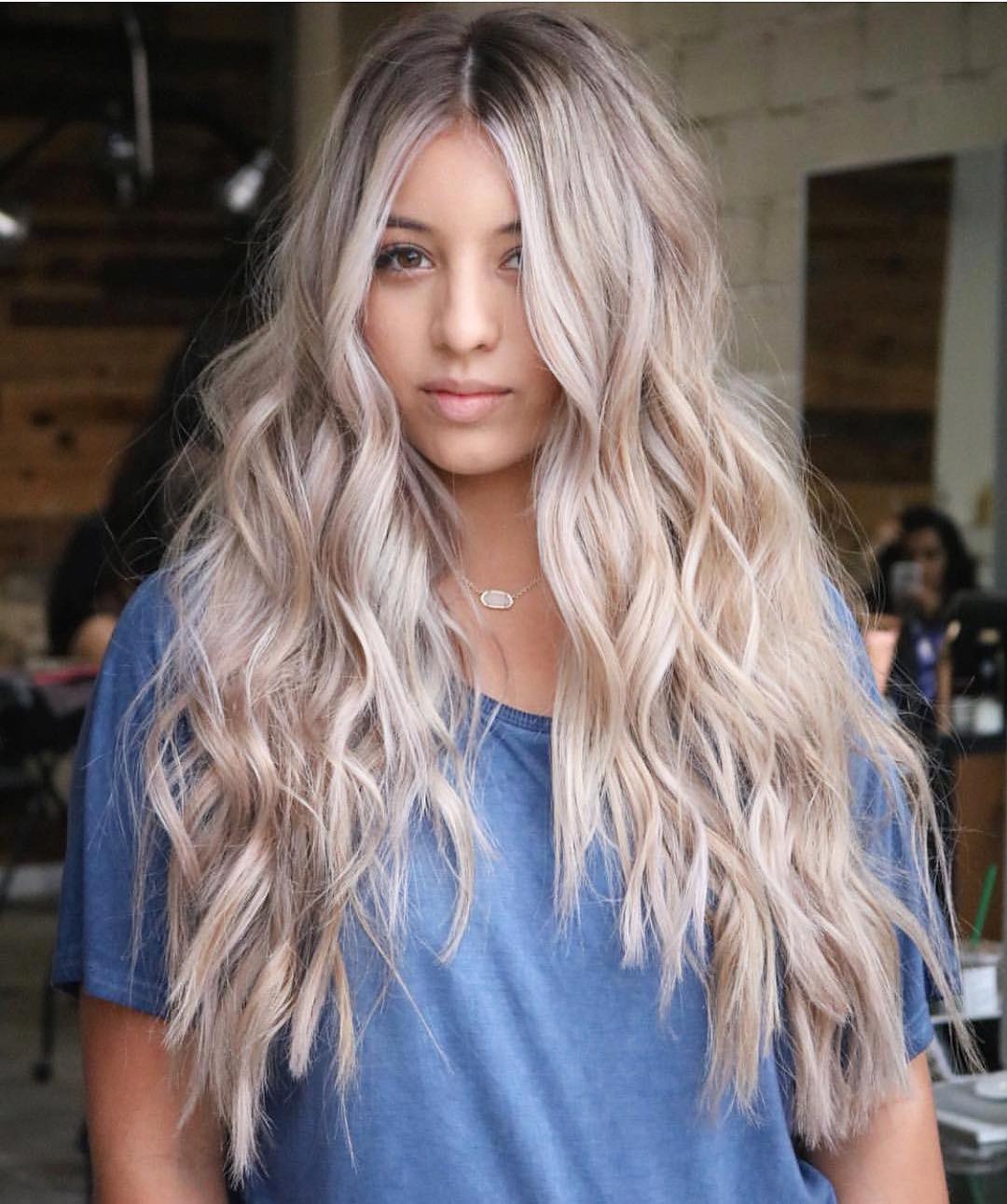 70 Attractive Long Wavy Hairstyles for Women in 2022