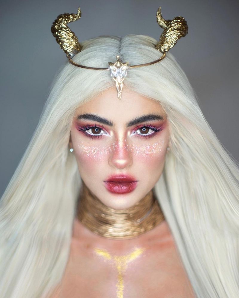 40 Attractive Fantasy Makeup Designs You Will Love