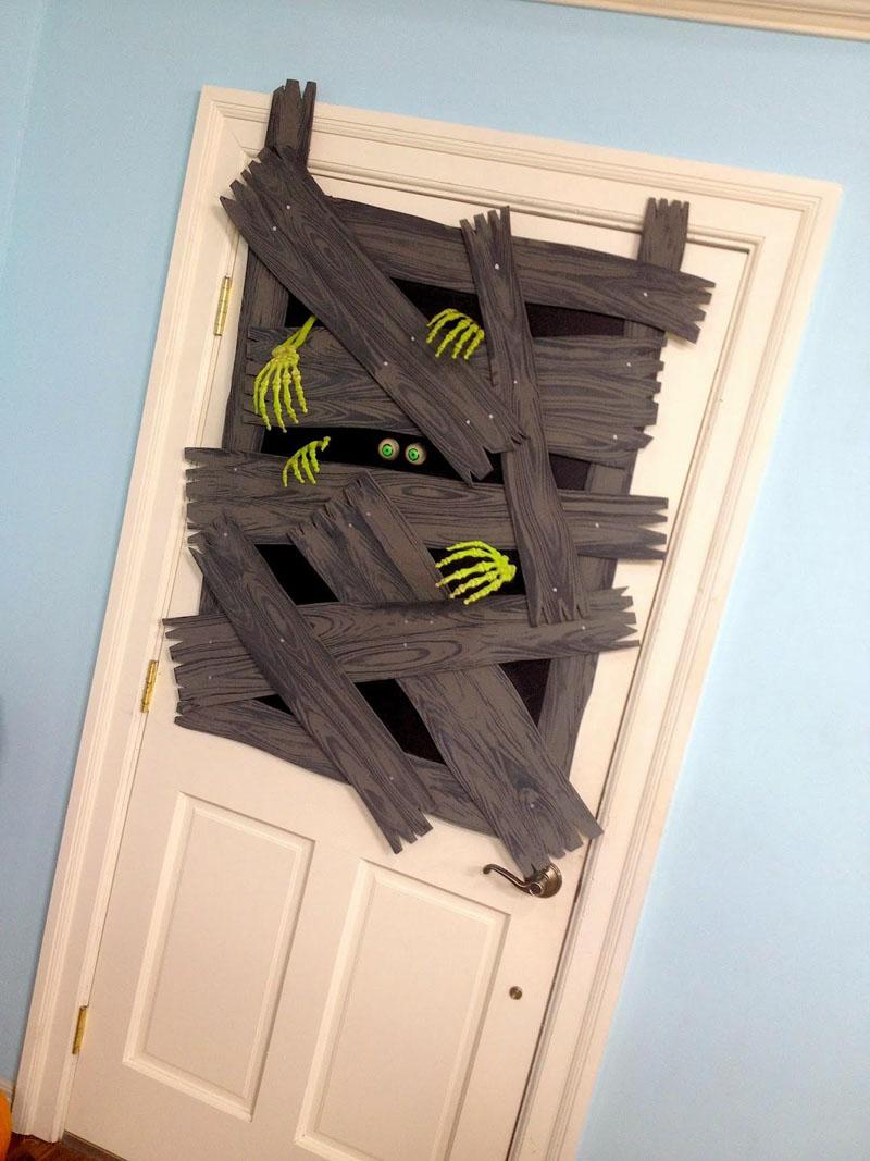 30 Awesome DIY Halloween Door Decorations To Get Inspired