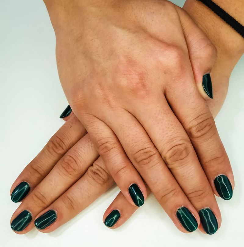 56 Elegant Emerald Green Nail Designs You Will Love