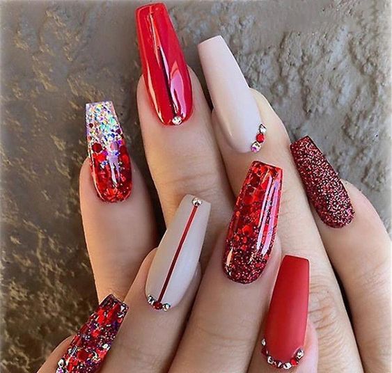 50 Festive Red Coffin Christmas Nails to Inspire You