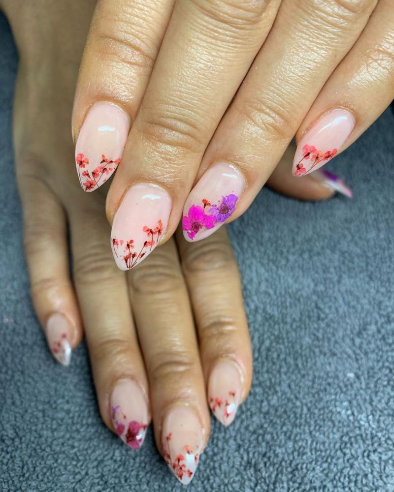 55 Gorgeous Floral Nail Art Designs for Spring