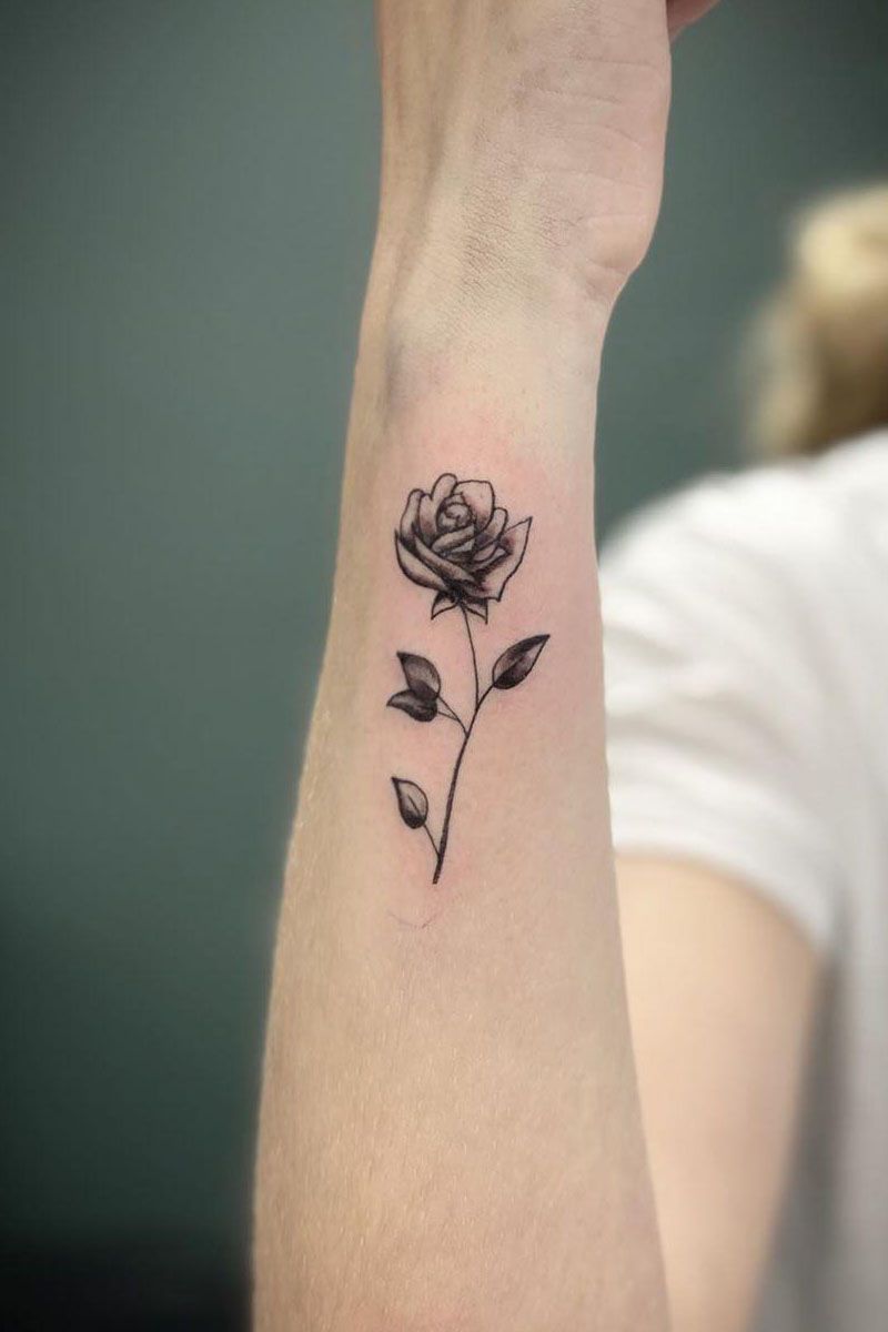 55 Pretty Wrist Tattoos You Will Love