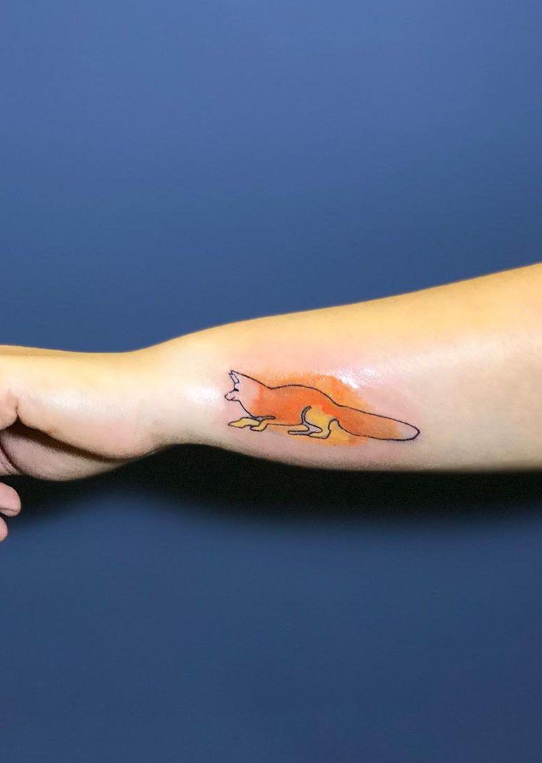 55 Pretty Wrist Tattoos You Will Love