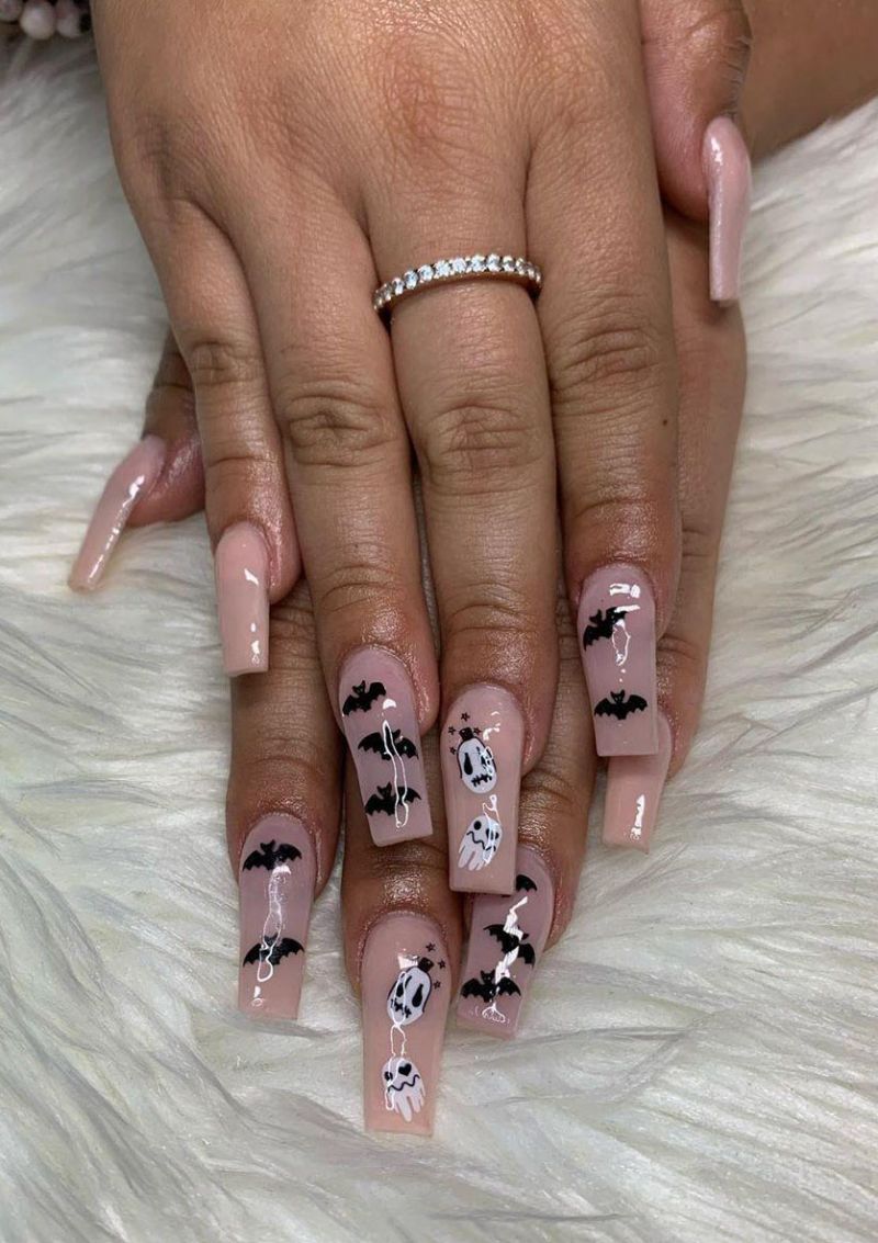 30 Spooky Halloween Nail Art Designs for 2021
