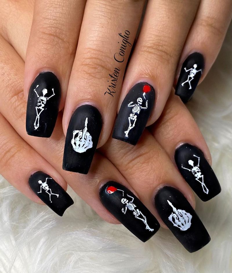 30 Spooky Halloween Nail Art Designs for 2022