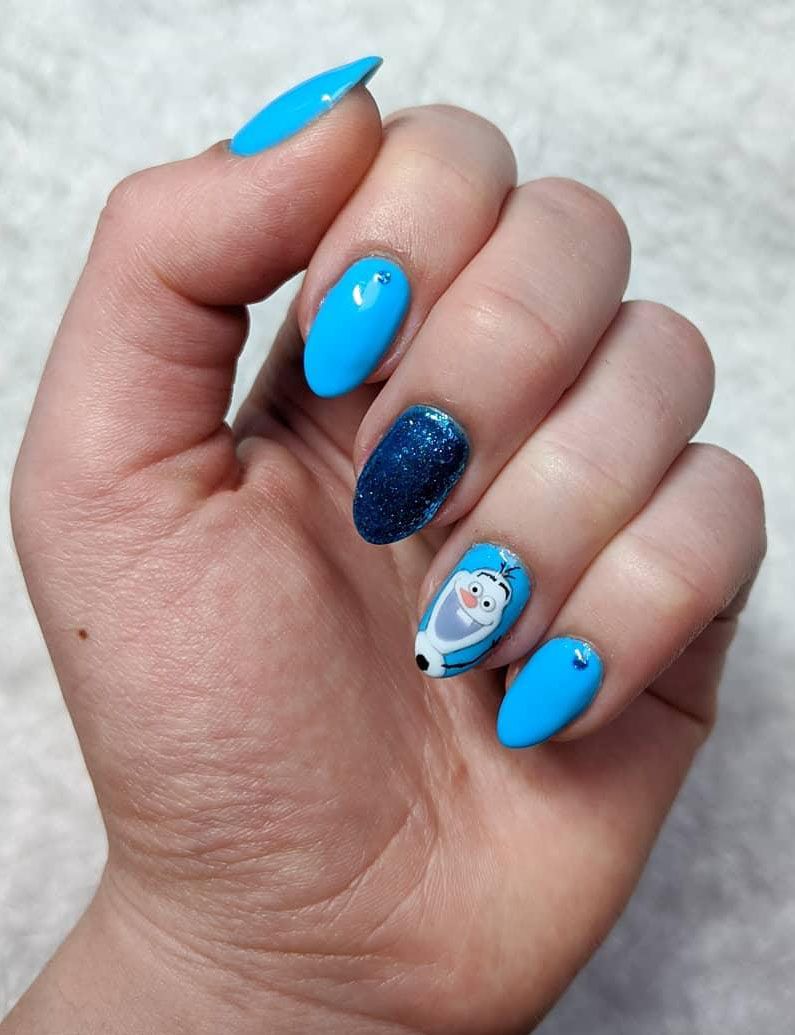 30 Trendy Olaf Nails to Try Right Now
