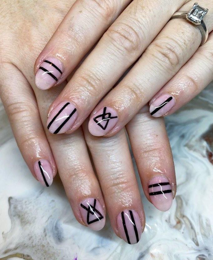 30 Pretty Chanel Nail Art Designs Just For You, Xuzinuo