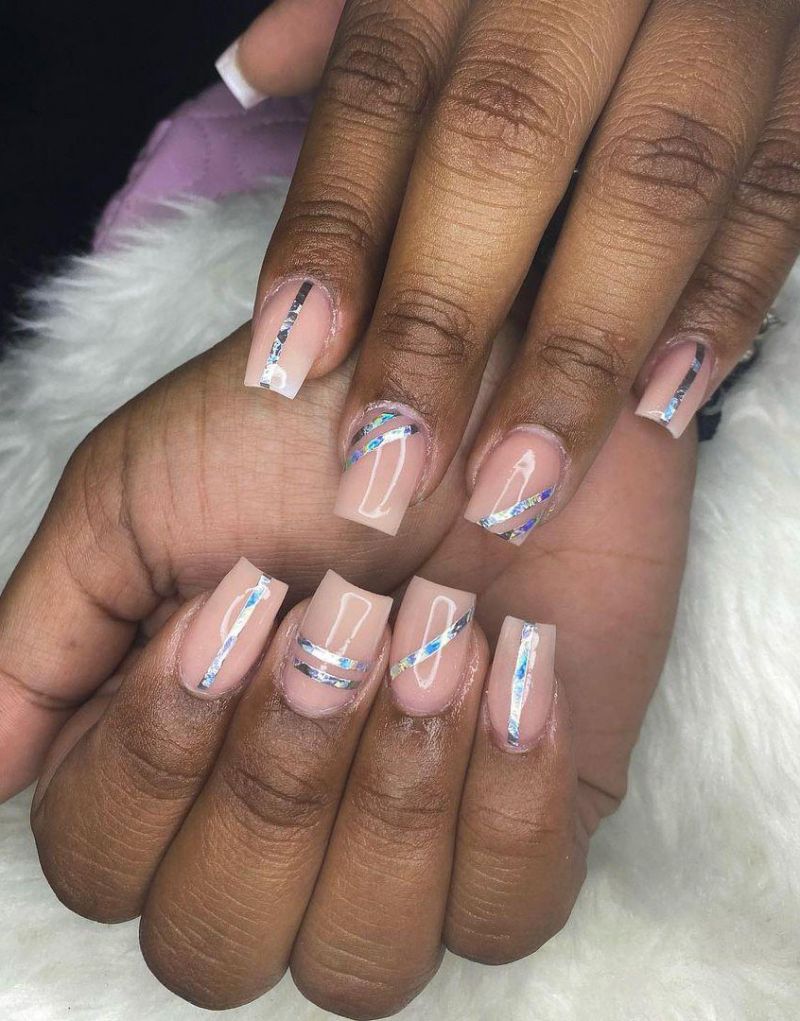 30 Pretty Line Nail Art Designs You Must Try