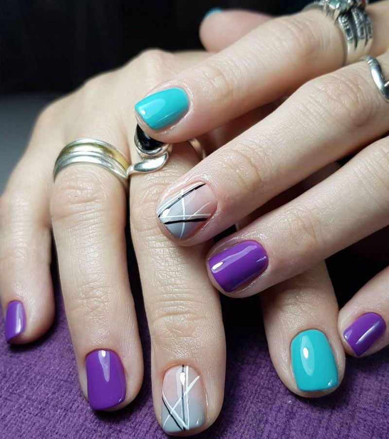 30 Pretty Line Nail Art Designs You Must Try