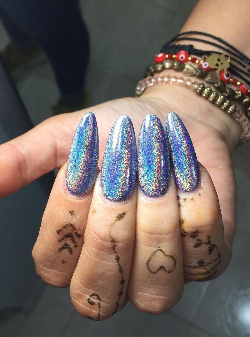 30 Trendy Holographic Nails You Will Love