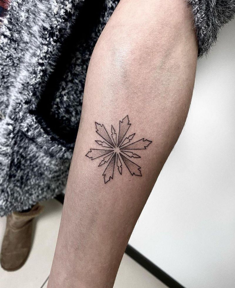 30 Pretty Snowflake Tattoos You Will Love