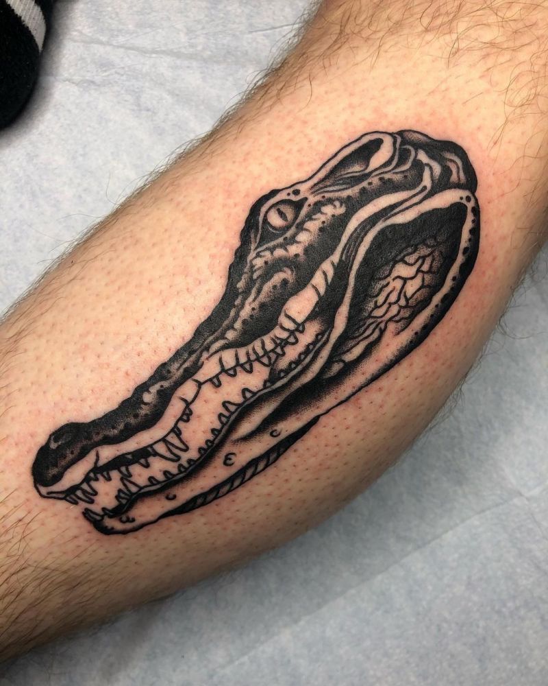 30 Pretty Alligator Tattoos You Must Love