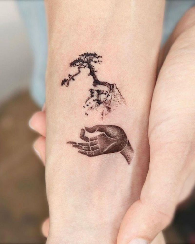 30 Pretty Pine Tree Tattoos to Inspire You
