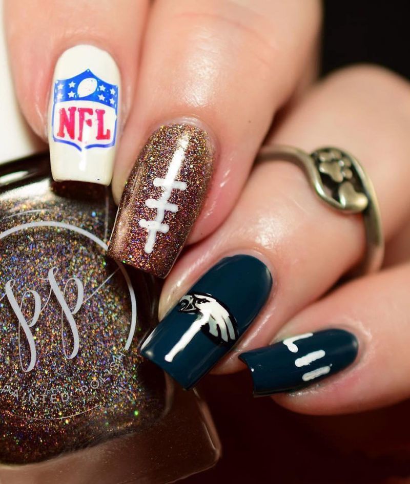 30 Trendy Super Bowl Nail Art Designs You Can Copy