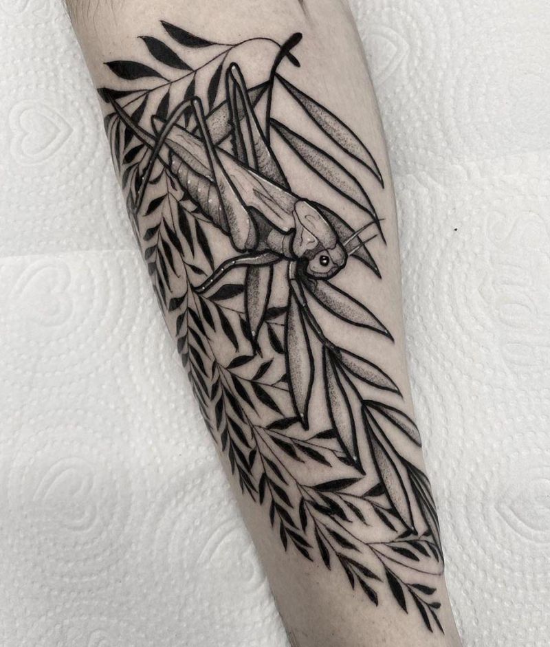30 Gorgeous Grasshopper Tattoos You Must Love