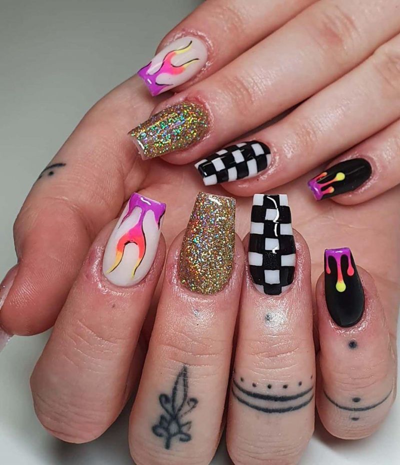 30 Pretty Checkered Nail Art Designs You Must Love