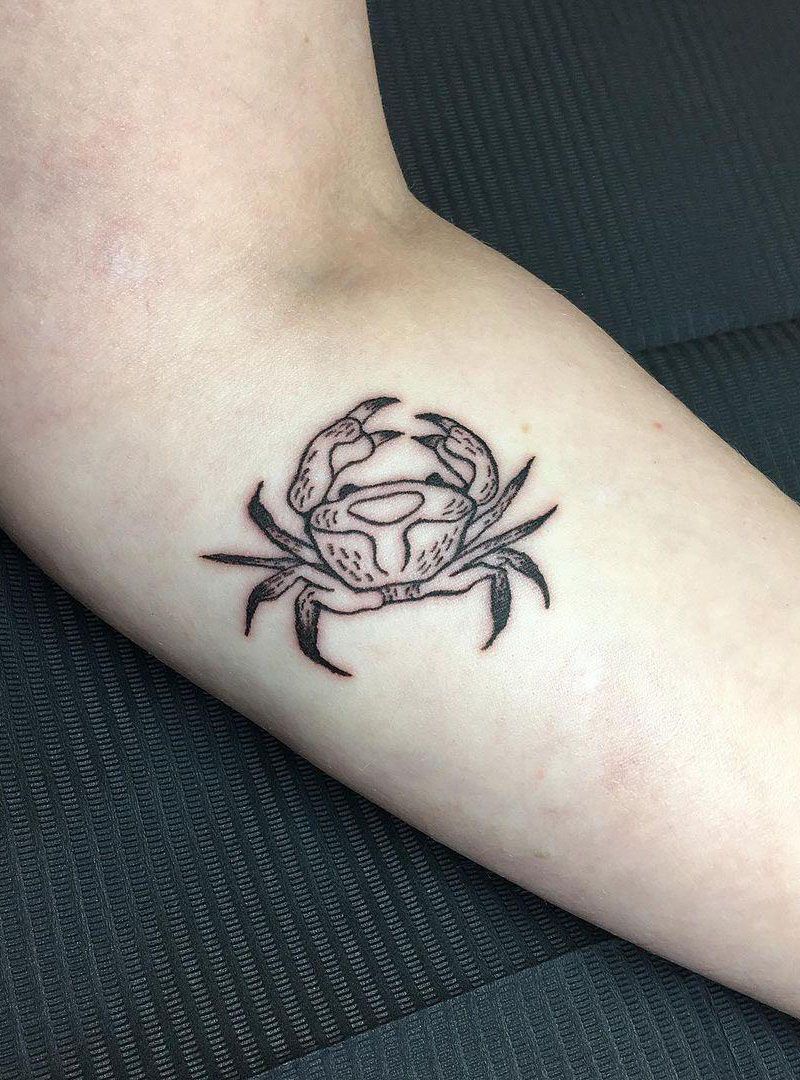 30 Pretty Crab Tattoos to Inspire You