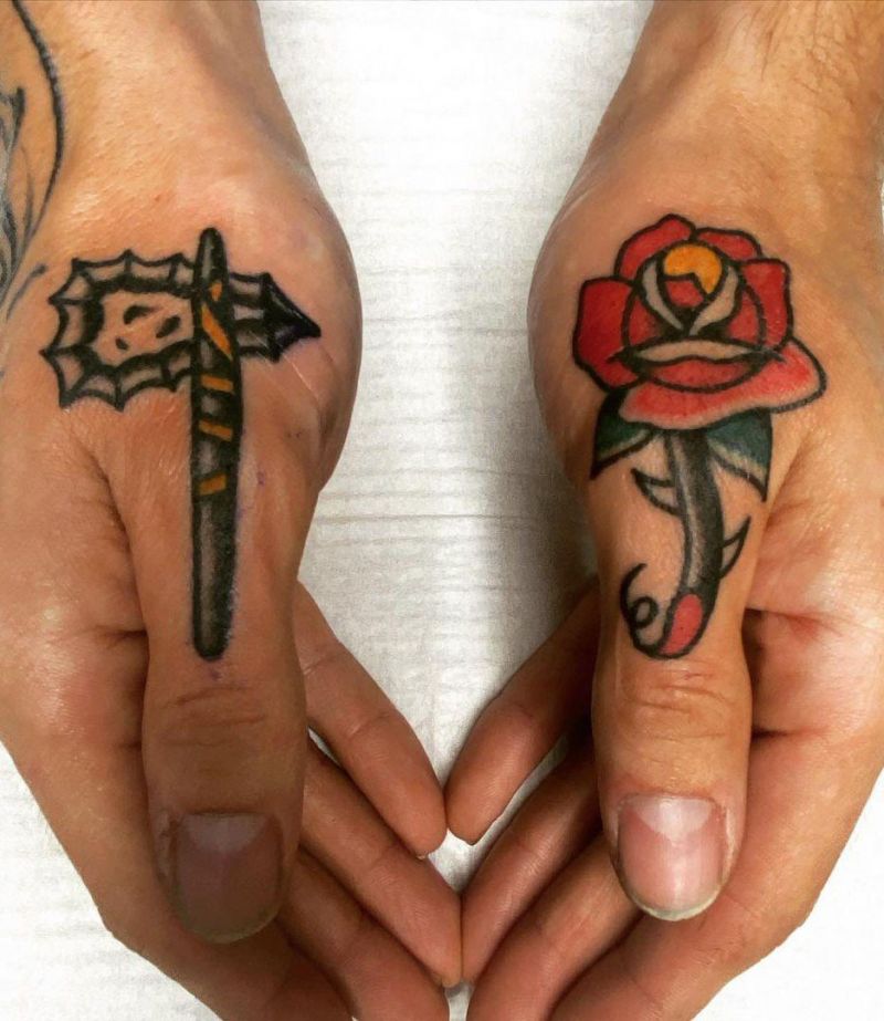30 Great Thumb Tattoos You Must Love
