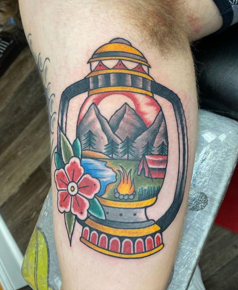 30 Unique Lantern Tattoos for Your Inspiration