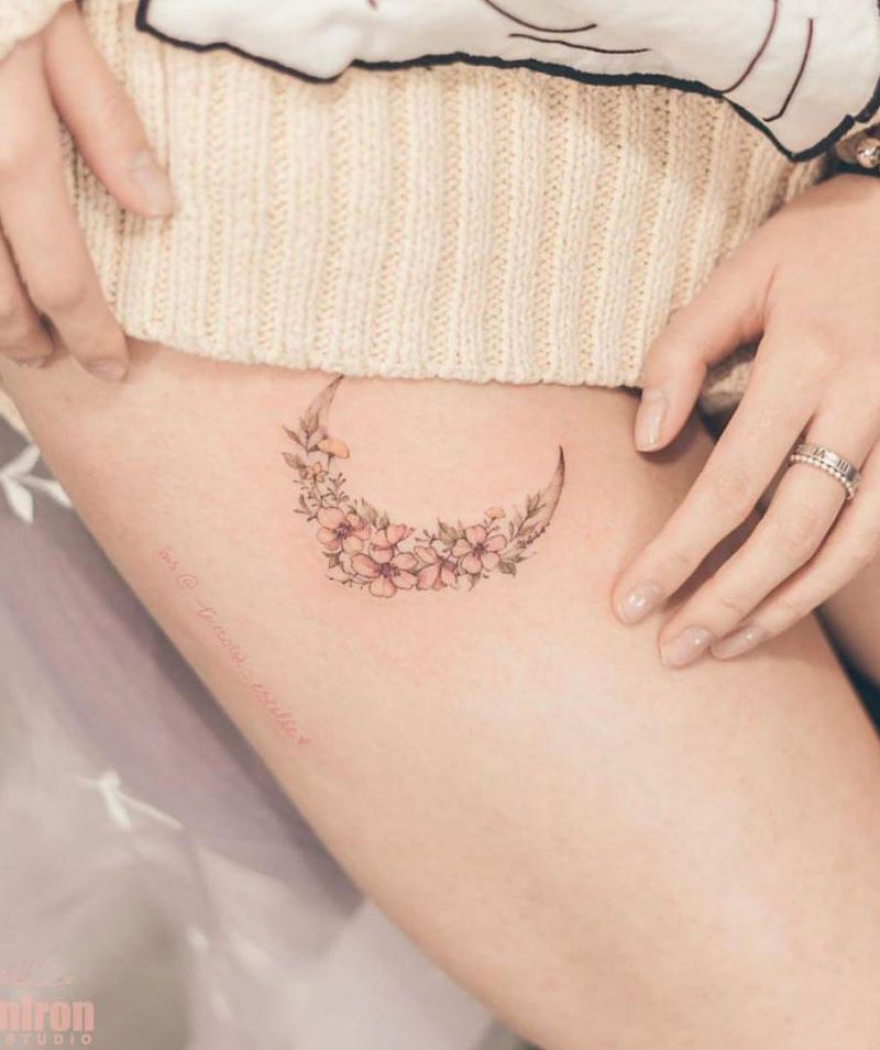 30 Elegant Floral Moon Tattoos You Must Try