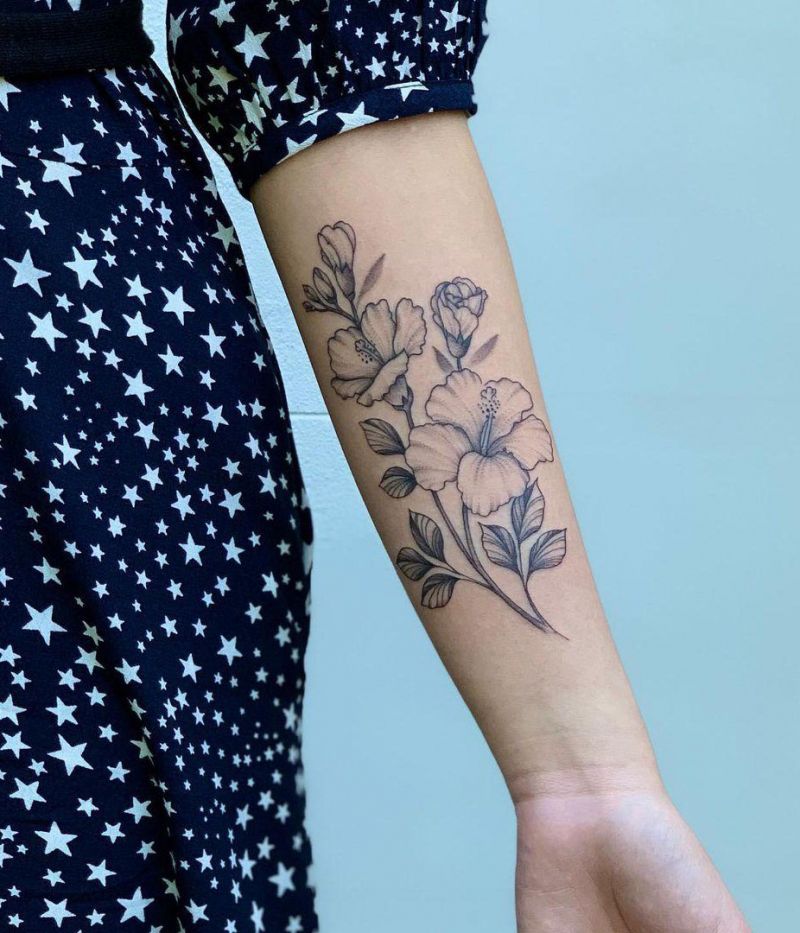 30 Pretty Hibiscus Tattoos You Should Try
