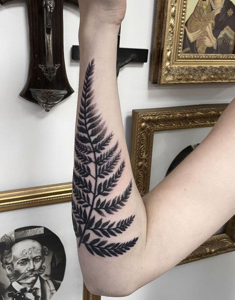 30 Elegant Fern Tattoos You Must Try