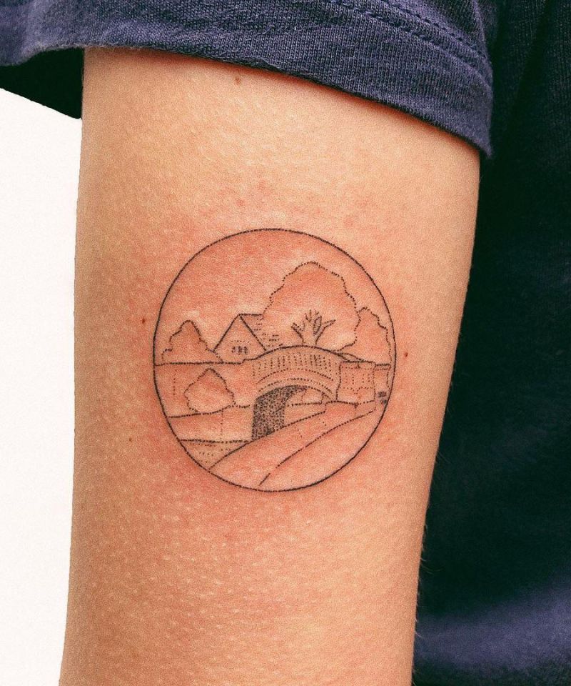 30 Elegant Circle Tattoos for Your Inspiration
