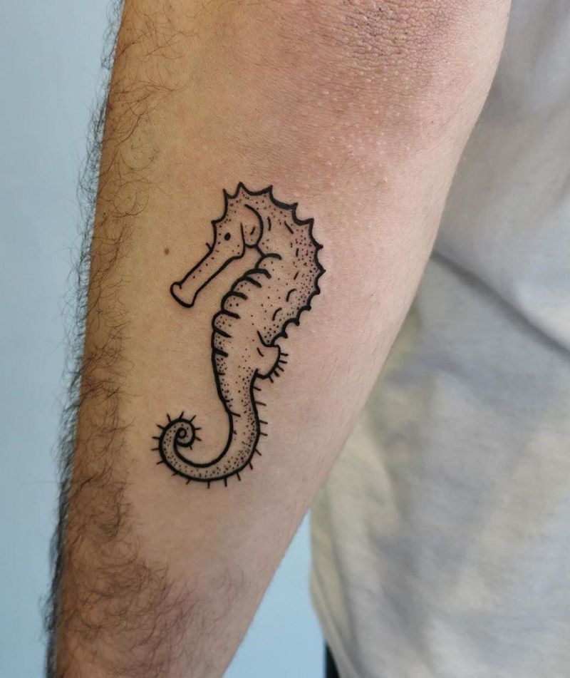 30 Elegant Seahorse Tattoos You Should Try