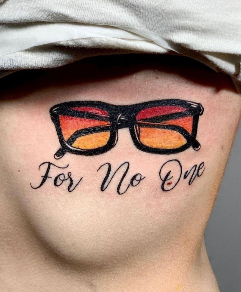 30 Elegant Sunglasses Tattoos You Should Try
