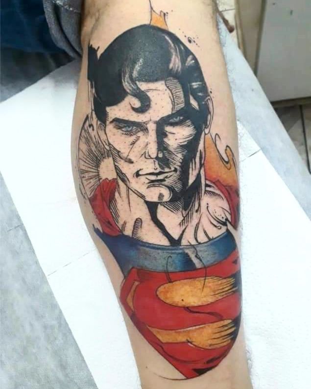 30 Gorgeous Superman Tattoos You Must Love