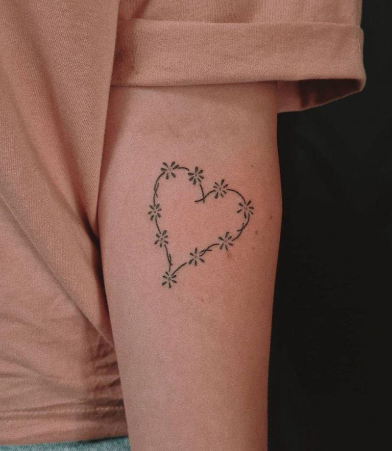 30 Unique Daisy Chain Tattoos You Must Try
