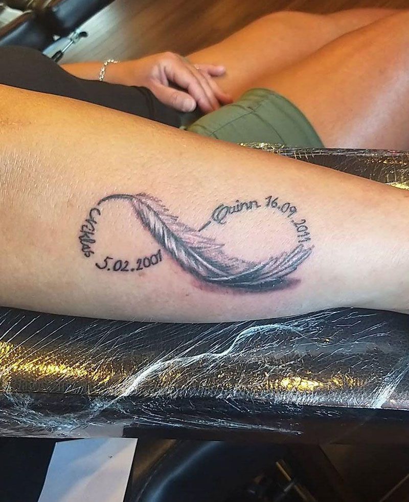 30 Unique Infinity Feather Tattoos You Must Try