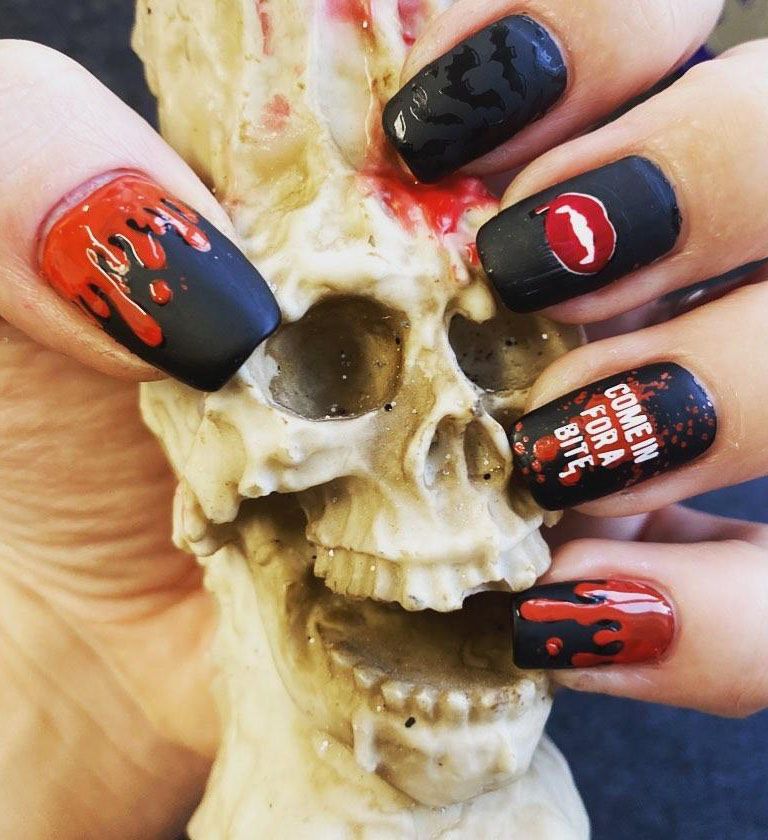 30 Gorgeous Vampire Nail Art Designs for Halloween