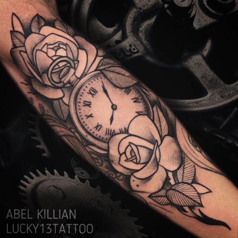 30 Unique Watch Tattoos You Must Try