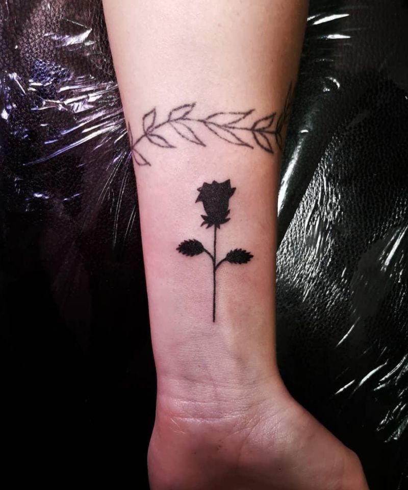 30 Elegant Black Rose Tattoos You Must Try