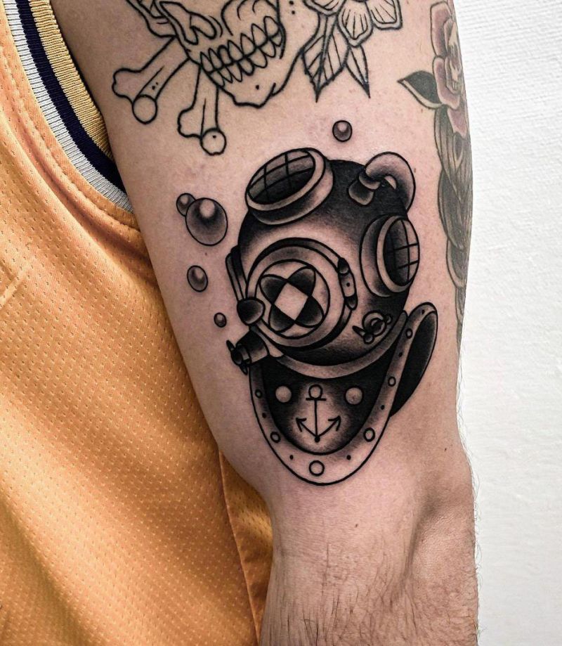 30 Elegant Diver Tattoos You Must Try