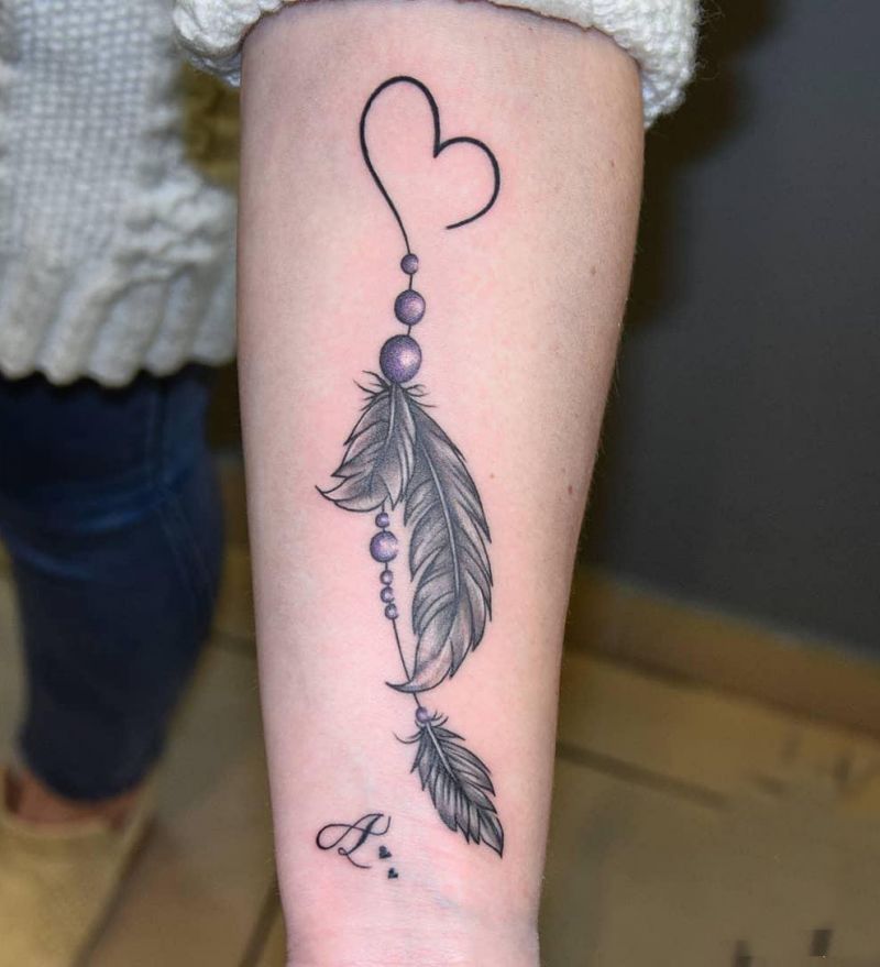 30 Elegant Feather Tattoos You Must Try