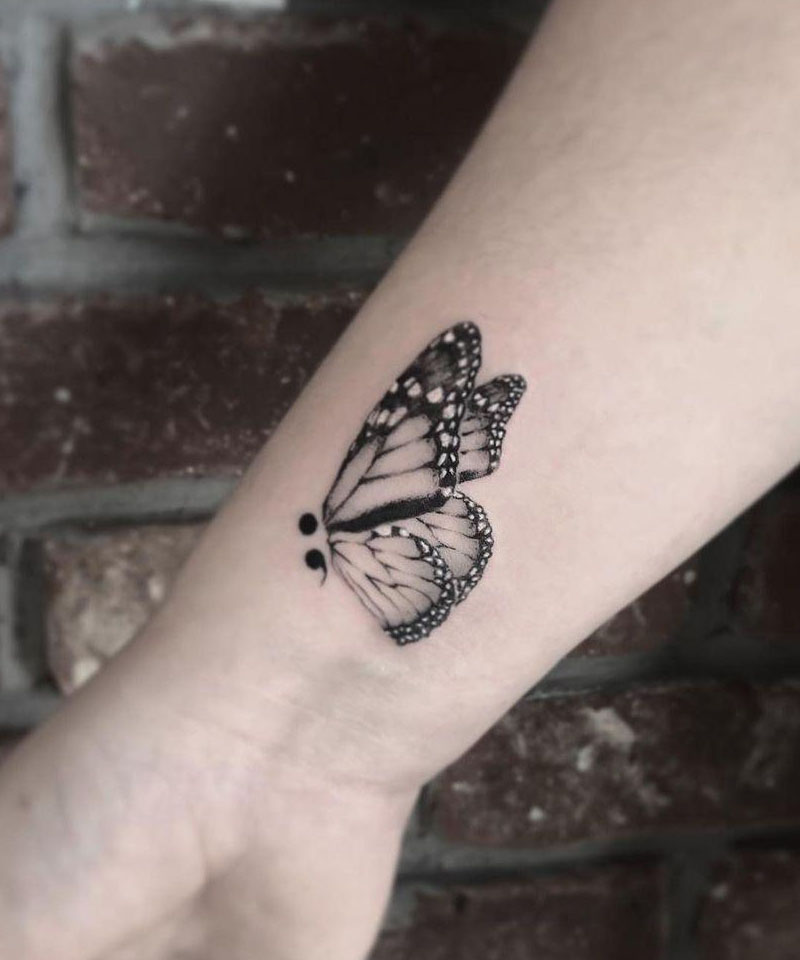 30 Pretty Semicolon Tattoos to Inspire You