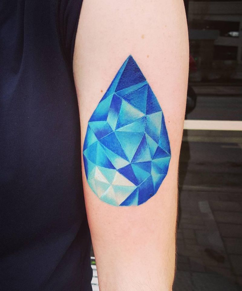 30 Elegant Water Drop Tattoos You Can Copy