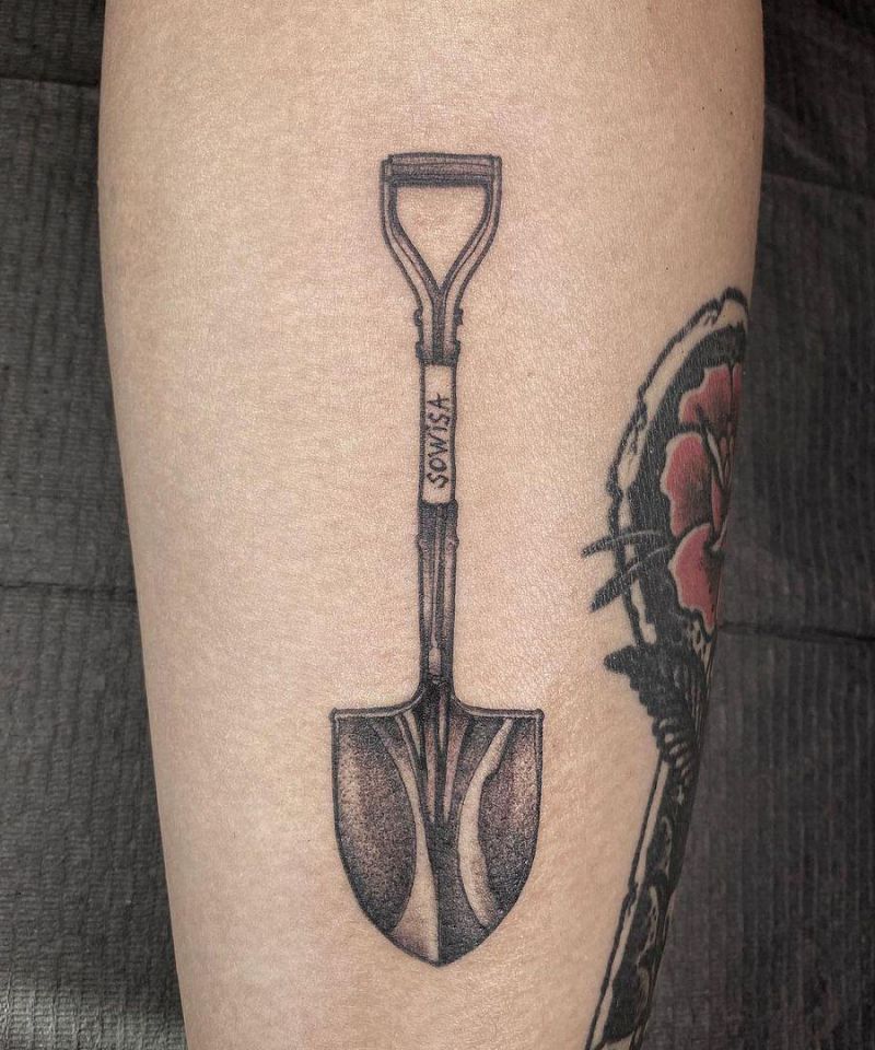 30 Elegant Shovel Tattoos Make You Attractive