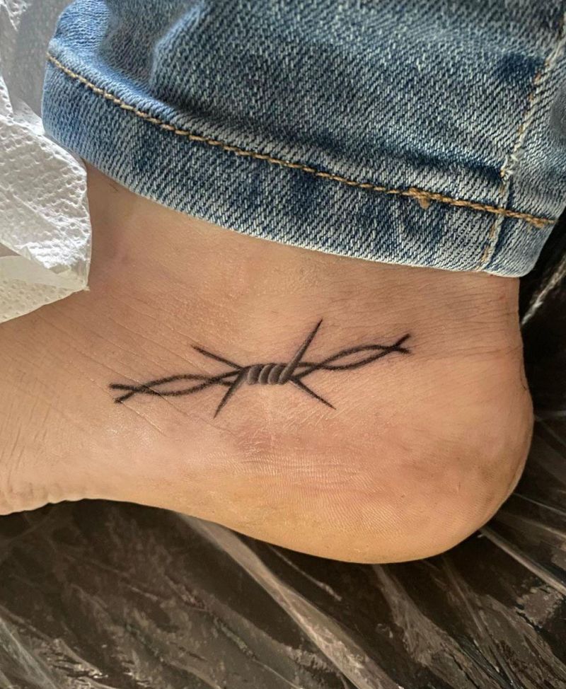 30 Unique Barbed Wire Tattoos You Can Copy