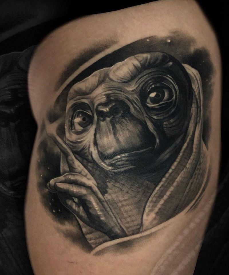 30 Great Alien Tattoos You Must Try