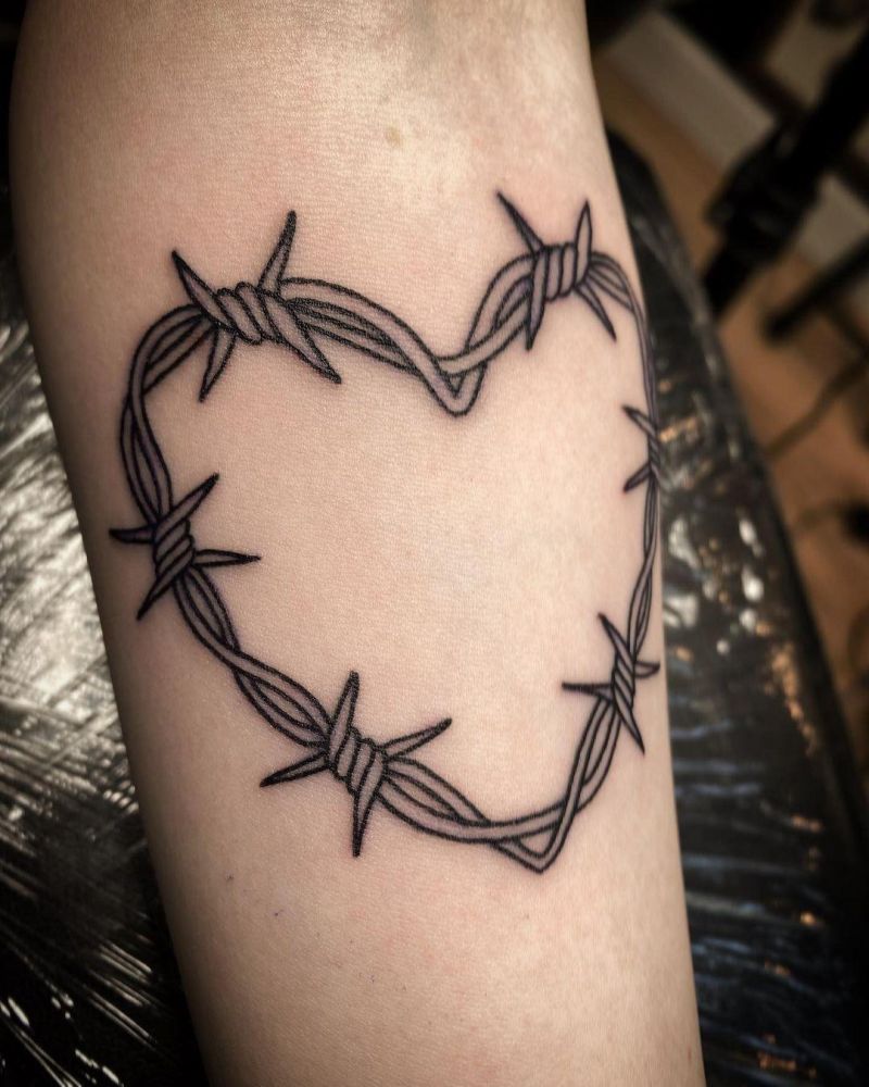 30 Unique Barbed Wire Tattoos You Can Copy