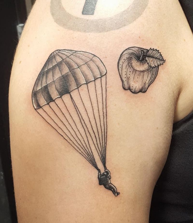 30 Great Parachute Tattoos for Your Inspiration