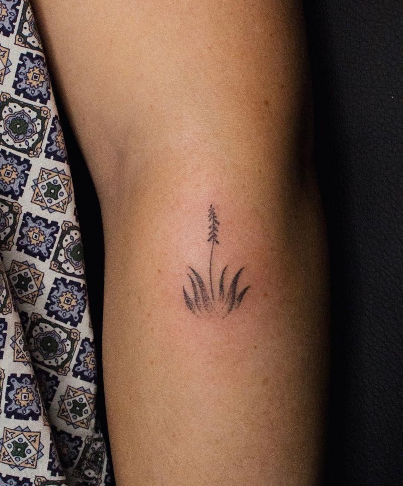 30 Elegant Yucca Tattoos You Will Love
