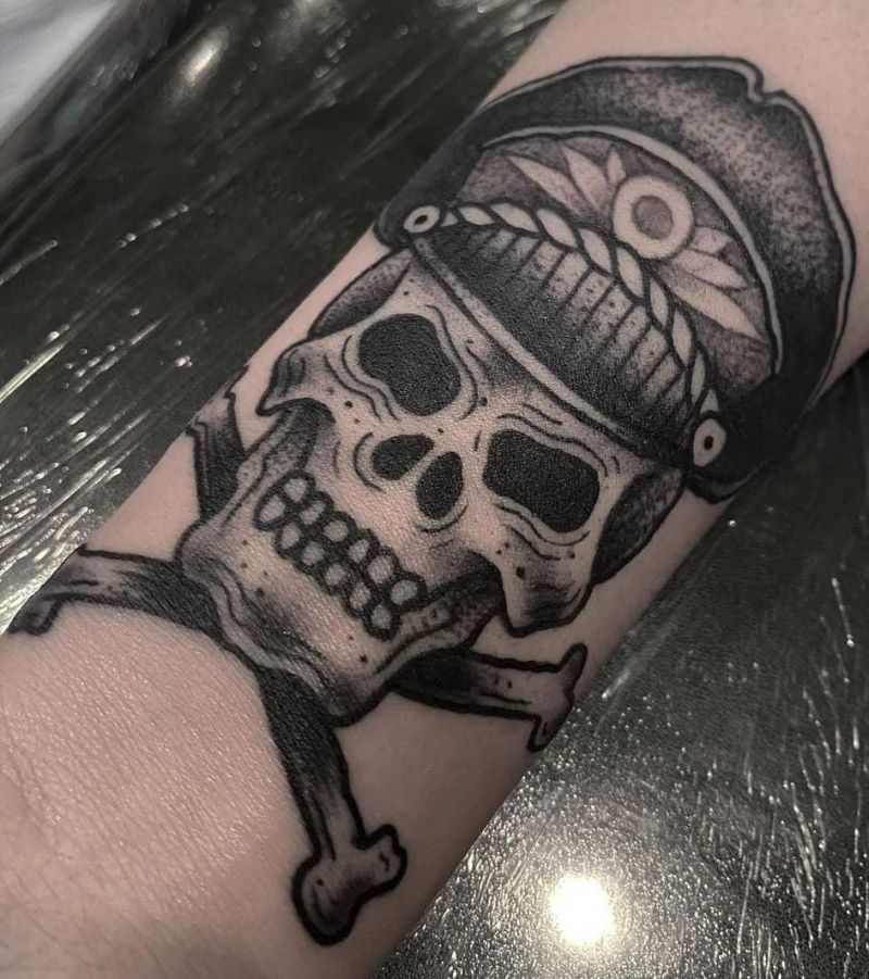 30 Unique Skull and Crossbones Tattoos for Your Inspiration