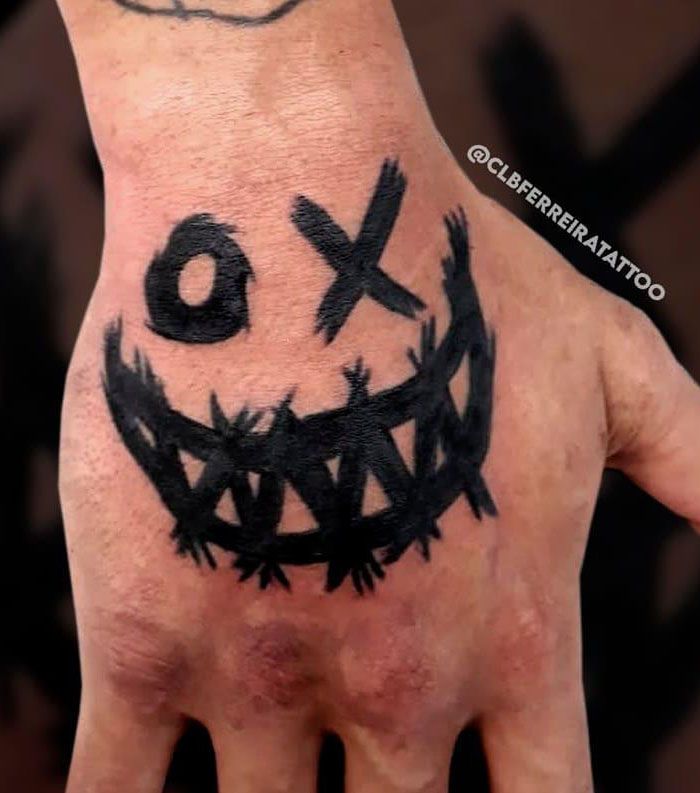 30 Wonderful Smiley Face Tattoos to Inspire You