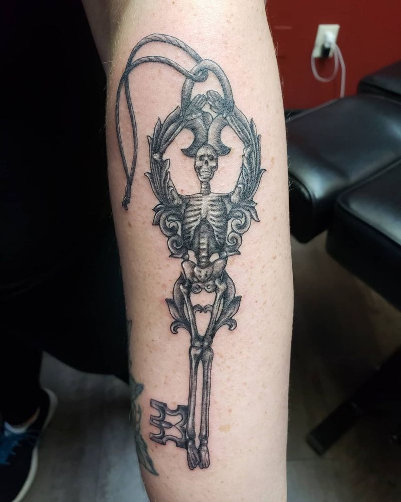 30 Elegant Skeleton Key Tattoos for Your Inspiration