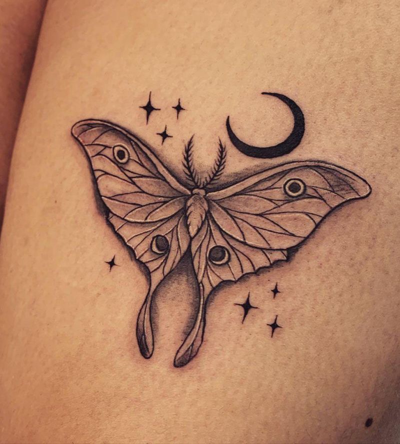 30 Amazing Crescent Moon Tattoos for Your Inspiration